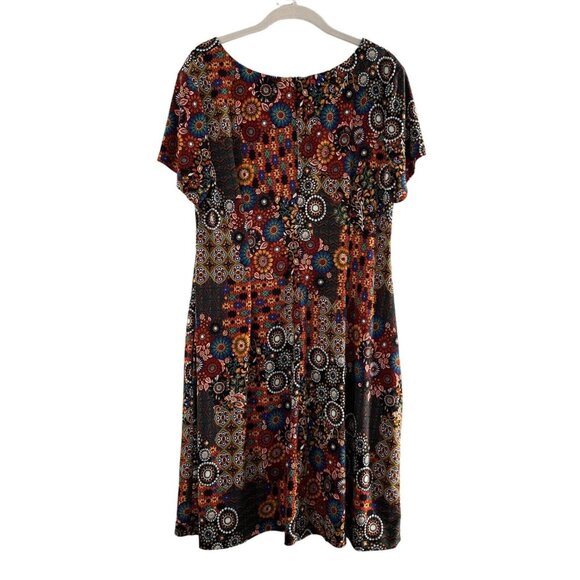 Connected Apparel Dark Romantic Floral Short Sleeve Dress Size 14P Western Boho - Picture 6 of 7